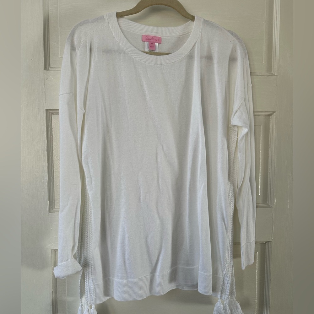 EUC LILLY PULITZER SWEATER SIZE MEDIUM